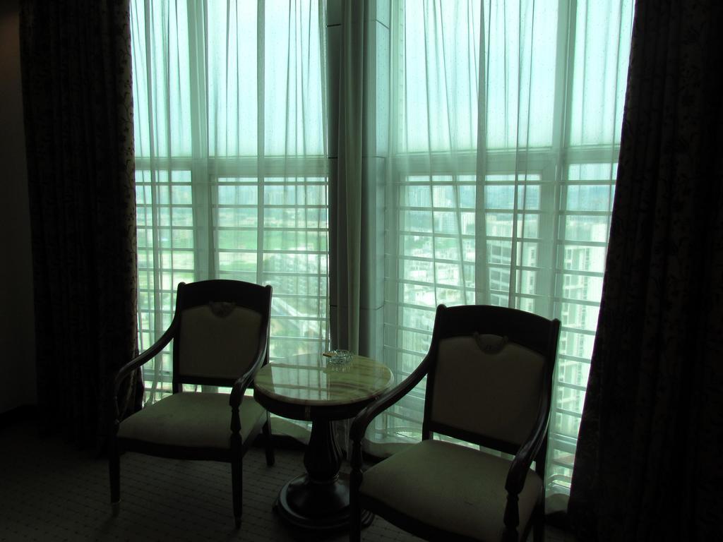 W.Y. Lera Hotel Guangzhou Exterior foto